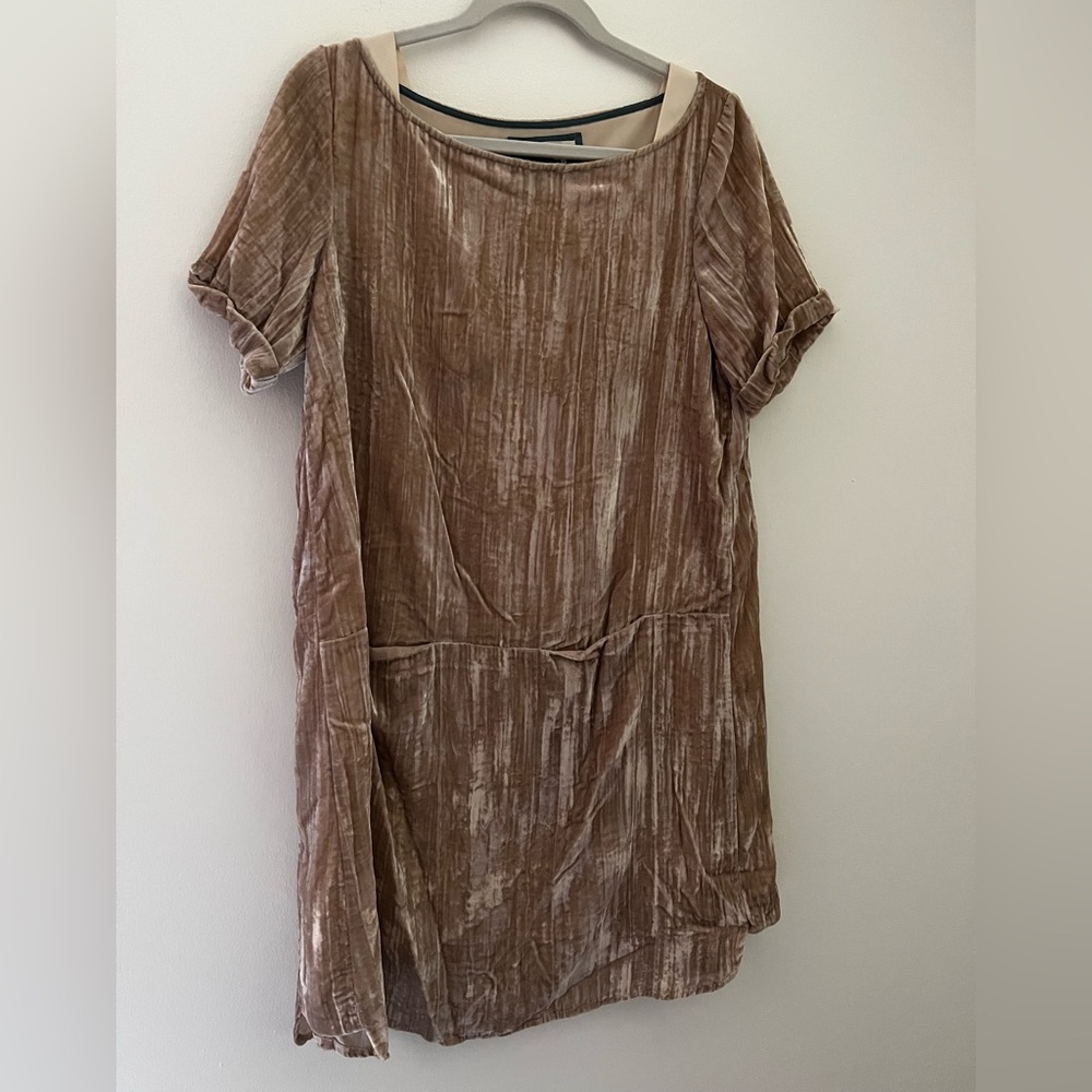 Brand: Floreat | Size: Small | Color: Cream